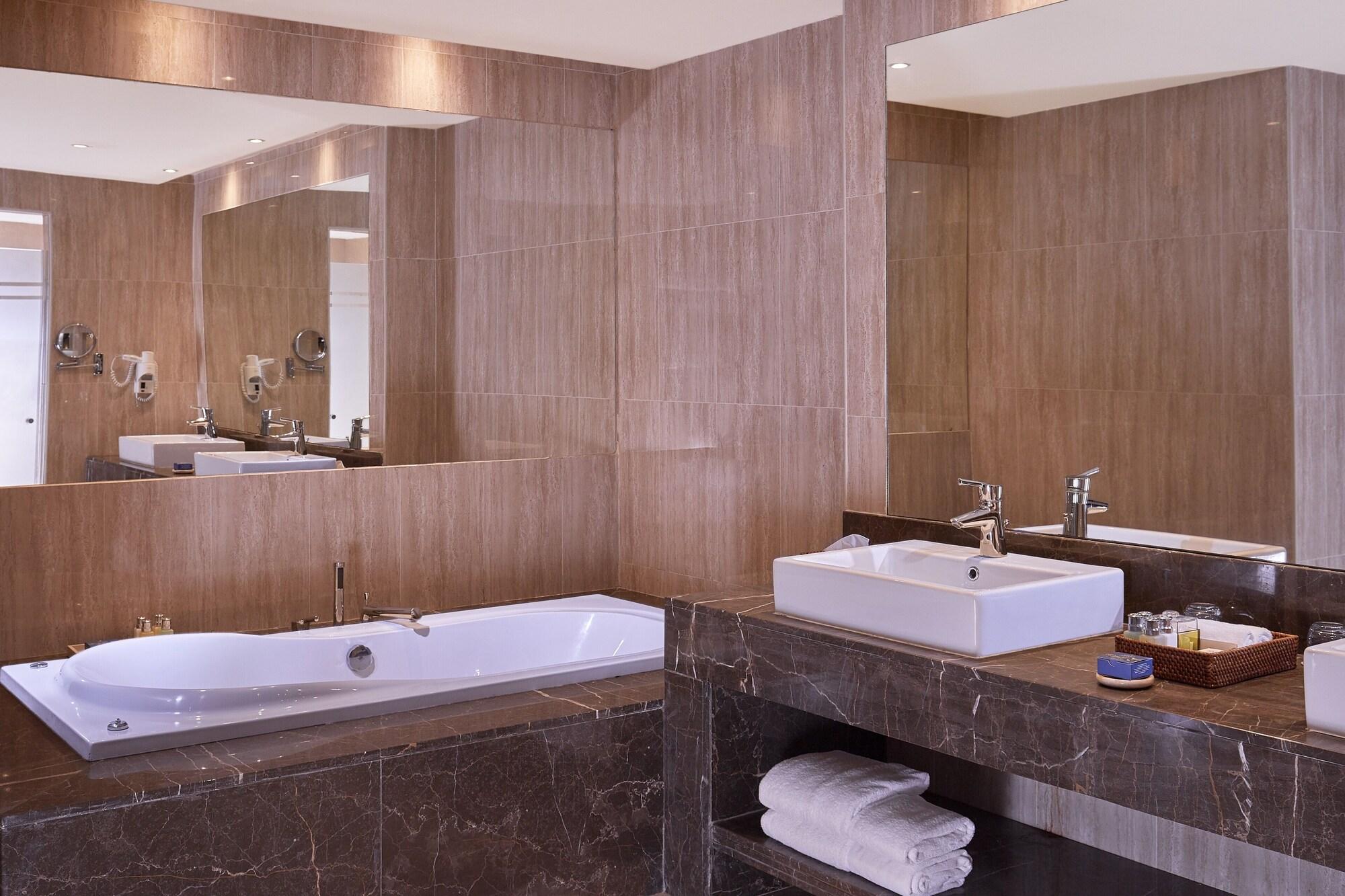 Hotel Jaz Elite Crystal, Almaza Bay Marsa Matrouh Esterno foto